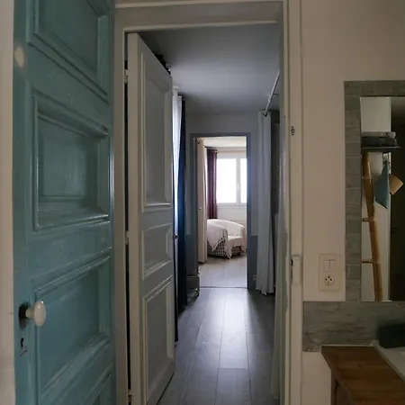 Maison Bord De
